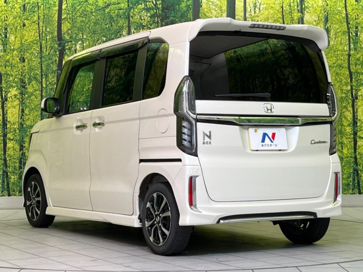 2018 Honda N-BOX CUSTOM DBA-JF3 (UW-69f1f70be45a0)[14]