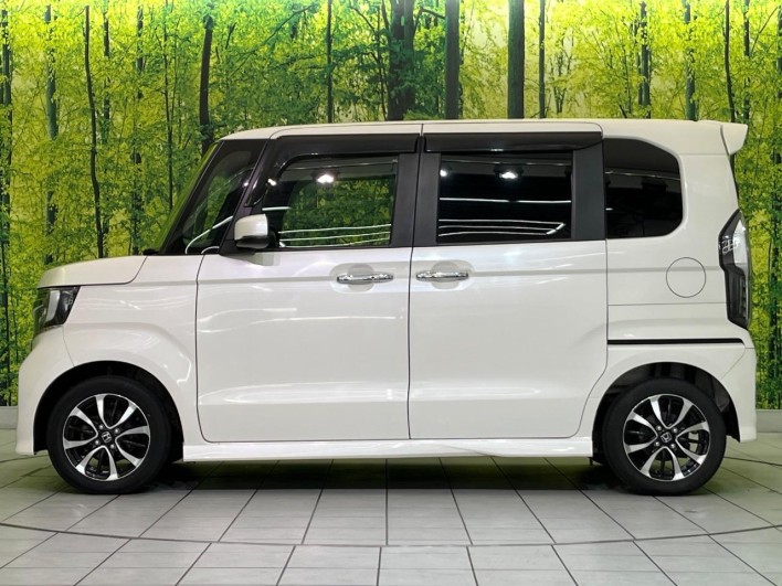 2018 Honda N-BOX CUSTOM DBA-JF3 (UW-69f1f70be45a0)[13]