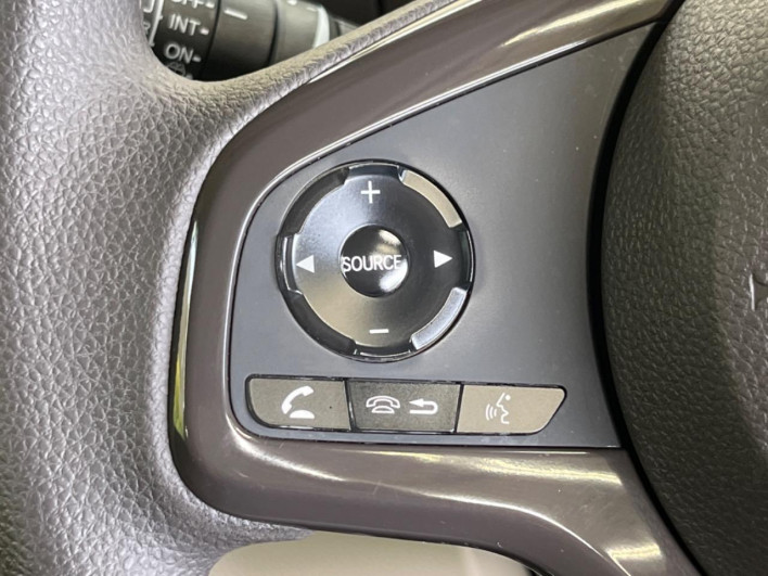 2019 Honda N-BOX DBA-JF3 (UW-69f1f70c95b7f)[25]