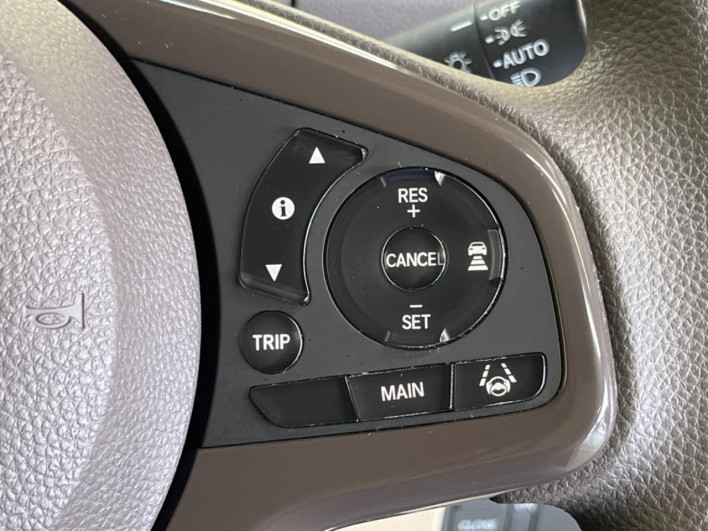 2019 Honda N-BOX DBA-JF3 (UW-69f1f70c95b7f)[26]