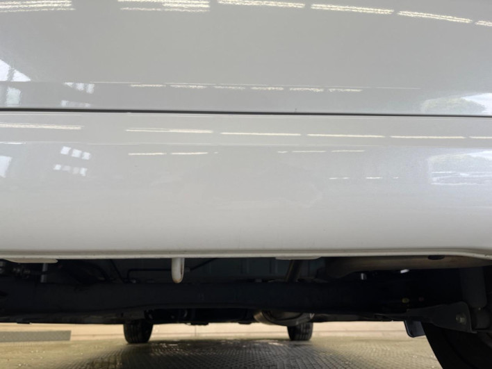 2019 Honda N-BOX DBA-JF3 (UW-69f1f70c95b7f)[5]