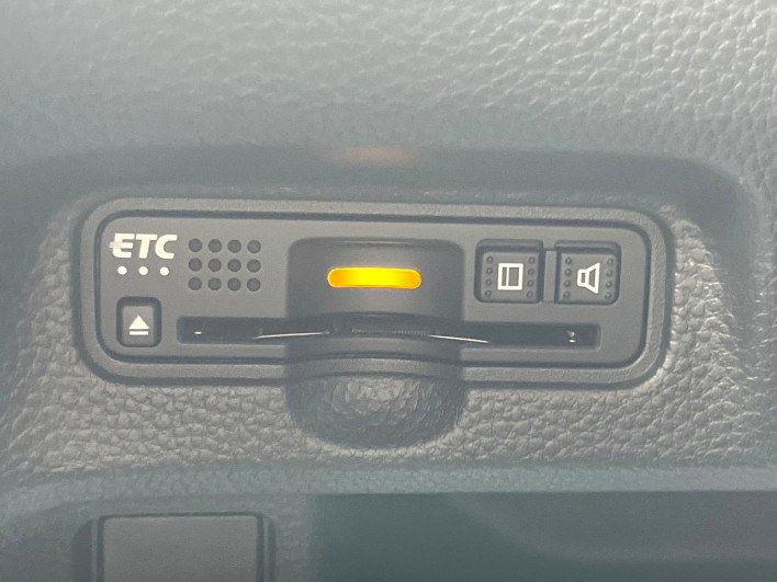 2019 Honda N-BOX CUSTOM DBA-JF3 (UW-69f1f70e20c3f)[18]