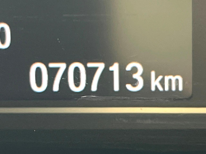 2019 Honda N-BOX CUSTOM DBA-JF3 (UW-69f1f70e20c3f)[2]