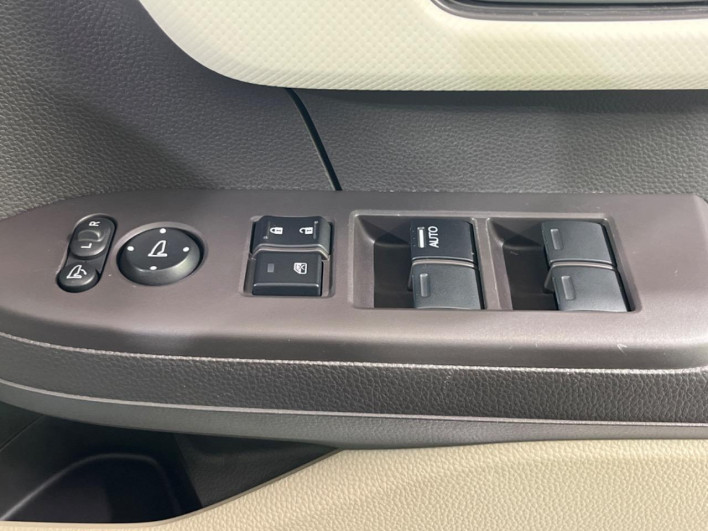 2020 Honda N-BOX 6BA-JF3 (UW-69f1f71040f0c)[10]