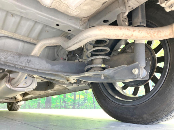 2018 Honda N-BOX DBA-JF3 (UW-69f1f7116e39b)[22]