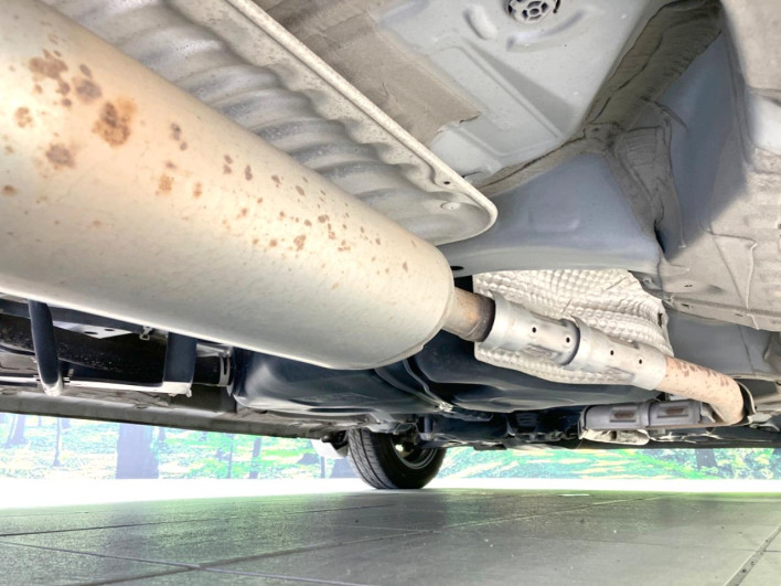 2018 Honda N-BOX DBA-JF3 (UW-69f1f7116e39b)[23]