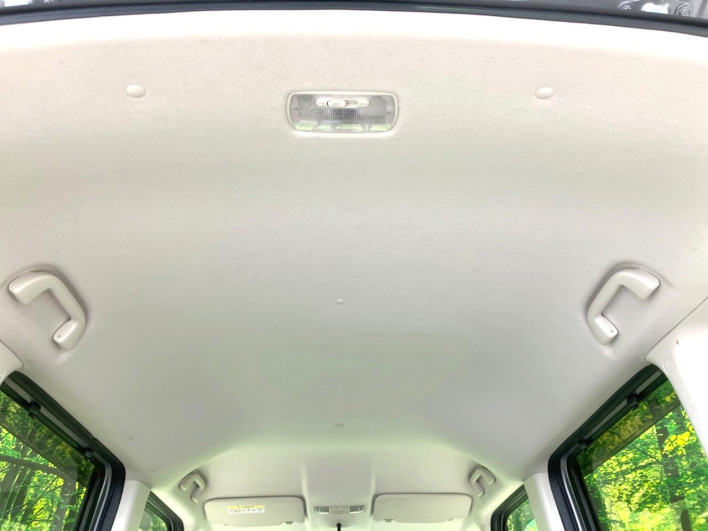 2018 Honda N-BOX DBA-JF3 (UW-69f1f7116e39b)[28]