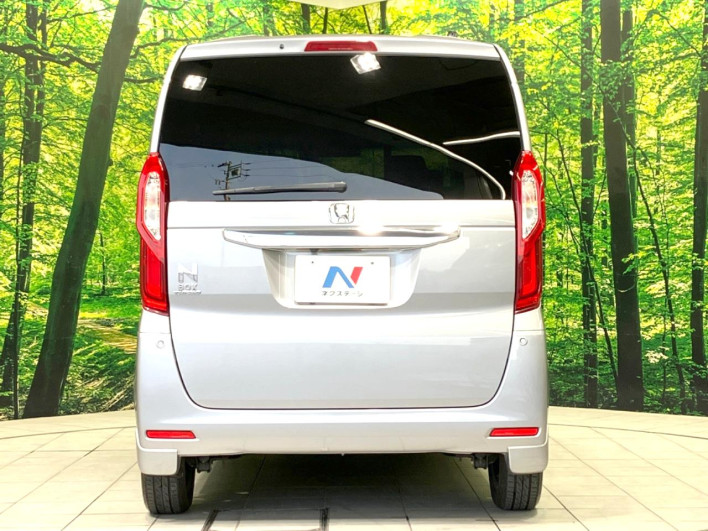2018 Honda N-BOX DBA-JF3 (UW-69f1f7116e39b)[20]