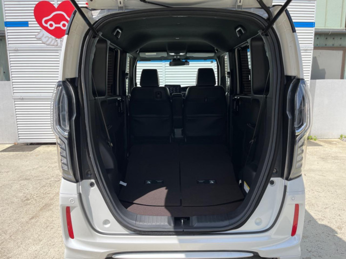 2018 Honda N-BOX CUSTOM DBA-JF3 (UW-69f1f711e028f)[20]