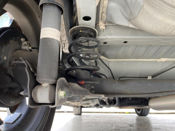 2018 Honda N-BOX CUSTOM DBA-JF3 (UW-69f1f711e028f)[23]