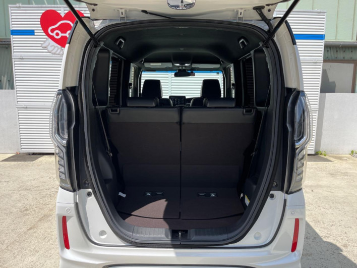 2018 Honda N-BOX CUSTOM DBA-JF3 (UW-69f1f711e028f)[18]