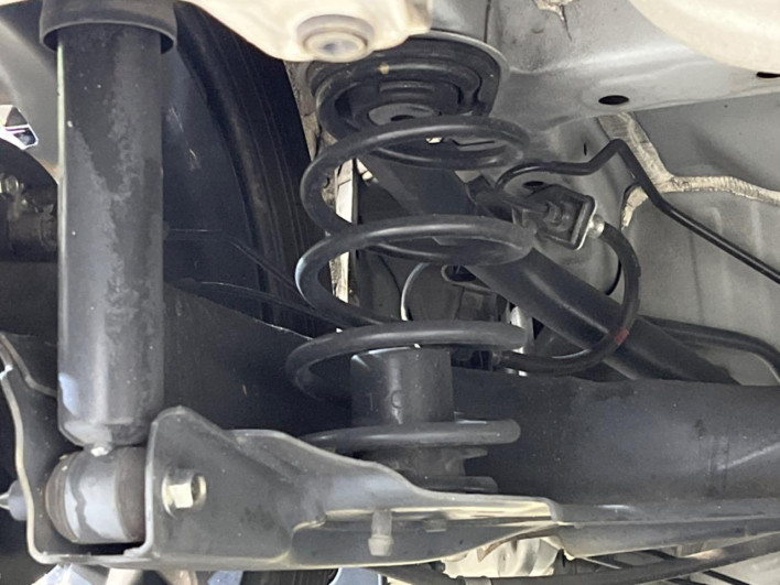 2019 Honda N-BOX CUSTOM DBA-JF3 (UW-69f1f7124f0e4)[22]