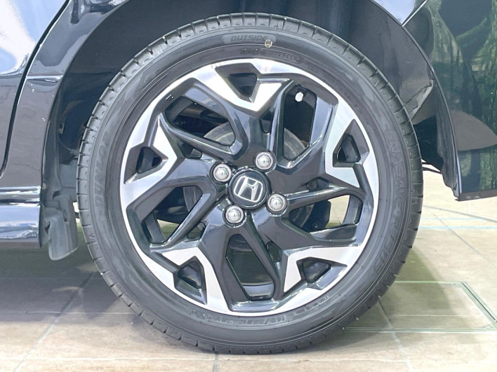 2019 Honda N-BOX CUSTOM DBA-JF3 (UW-69f1f712c0797)[4]