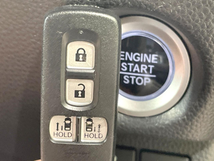 2019 Honda N-BOX CUSTOM DBA-JF3 (UW-69f1f712c0797)[14]