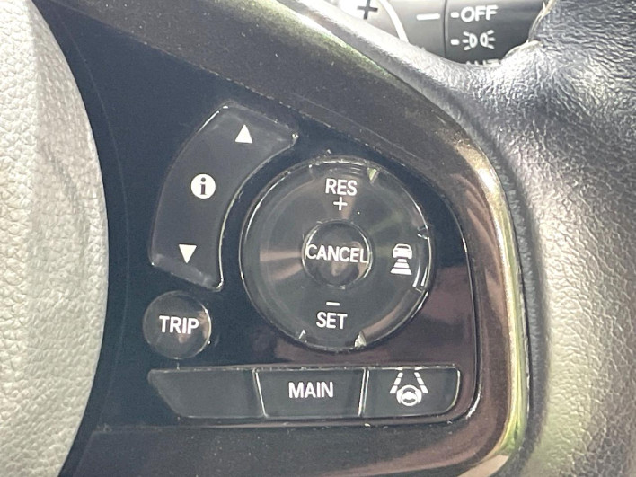 2019 Honda N-BOX CUSTOM DBA-JF3 (UW-69f1f712c0797)[17]