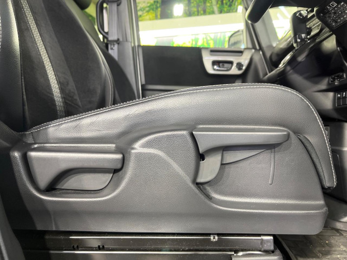 2022 Honda N-BOX CUSTOM 6BA-JF3 (UW-69f1f7141eee2)[23]