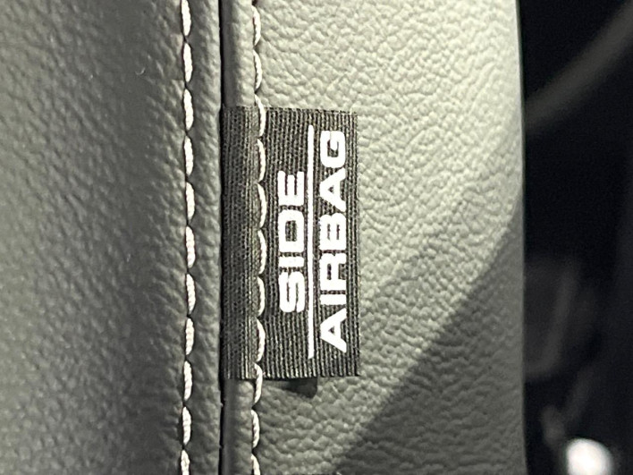 2022 Honda N-BOX CUSTOM 6BA-JF3 (UW-69f1f7141eee2)[25]