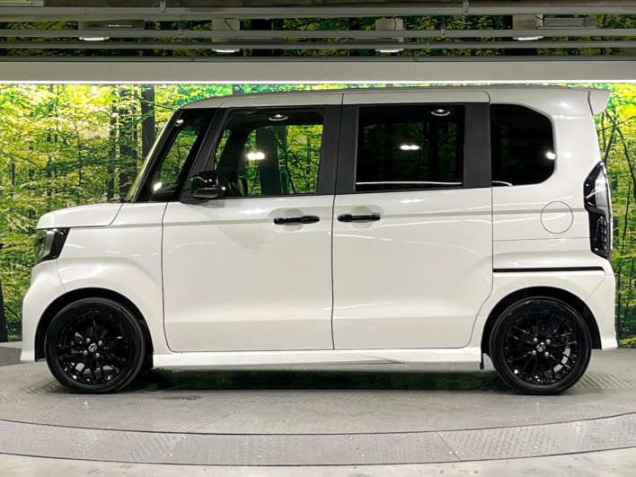 2022 Honda N-BOX CUSTOM 6BA-JF3 (UW-69f1f7141eee2)[12]