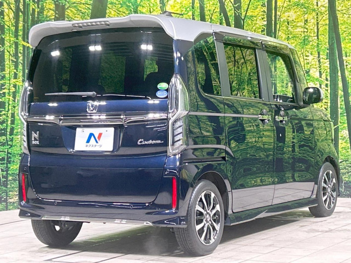 2021 Honda N-BOX CUSTOM 6BA-JF3 (UW-69f1f71660a5a)[17]