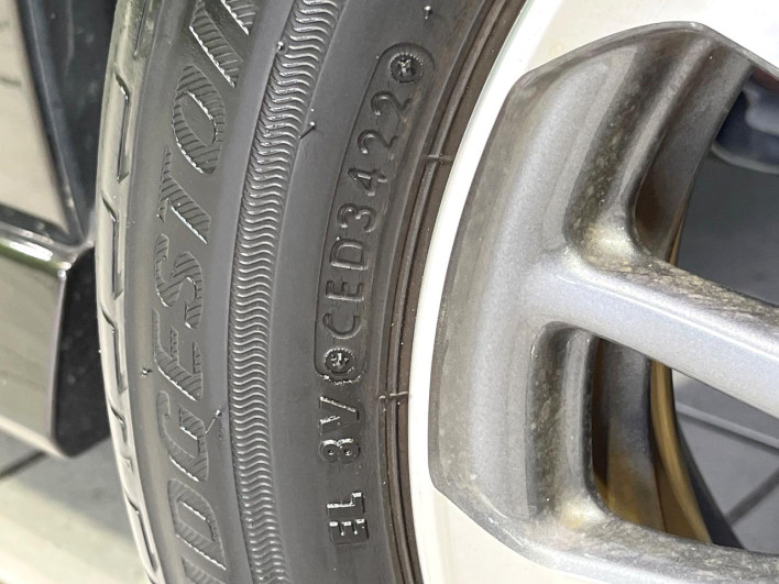 2022 Honda N-BOX CUSTOM 6BA-JF3 (UW-69f1f716ba349)[24]