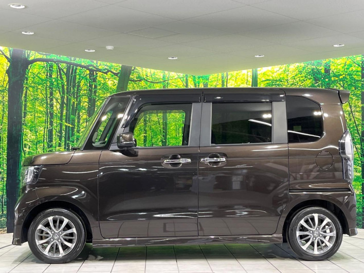 2022 Honda N-BOX CUSTOM 6BA-JF3 (UW-69f1f716ba349)[8]