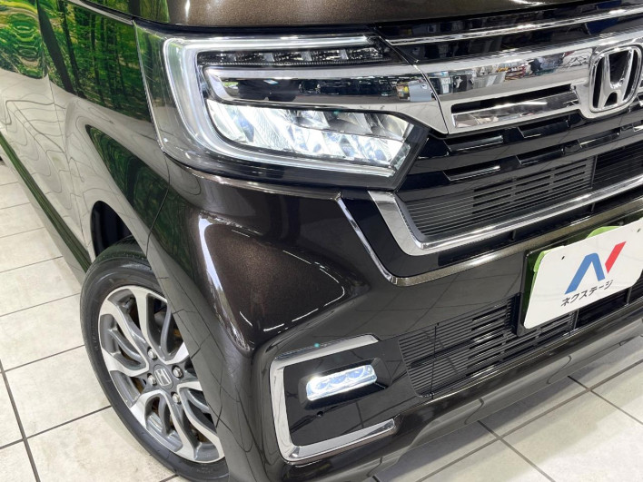 2022 Honda N-BOX CUSTOM 6BA-JF3 (UW-69f1f716ba349)[22]