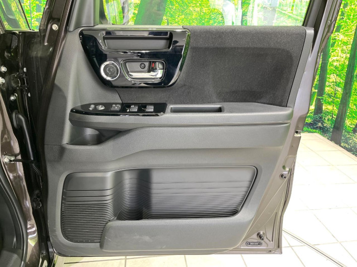 2022 Honda N-BOX CUSTOM 6BA-JF3 (UW-69f1f716ba349)[29]