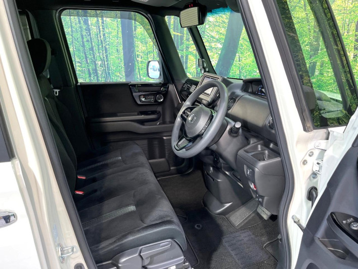 2022 Honda N-BOX CUSTOM 6BA-JF3 (UW-69f1f71787b5f)[28]