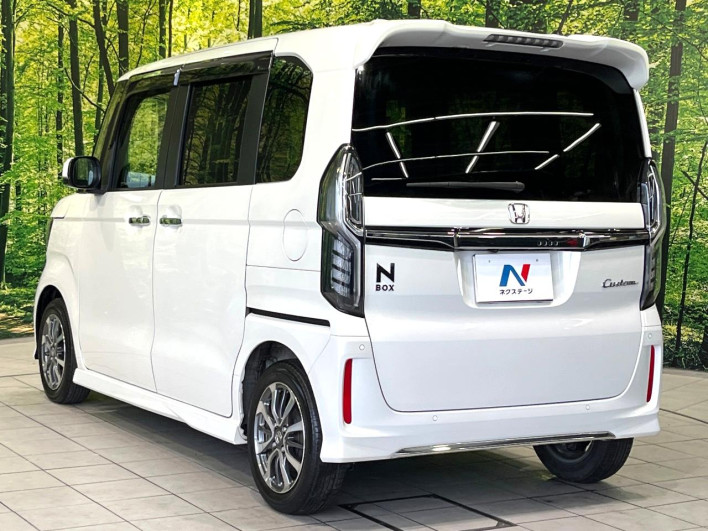 2022 Honda N-BOX CUSTOM 6BA-JF3 (UW-69f1f71787b5f)[8]