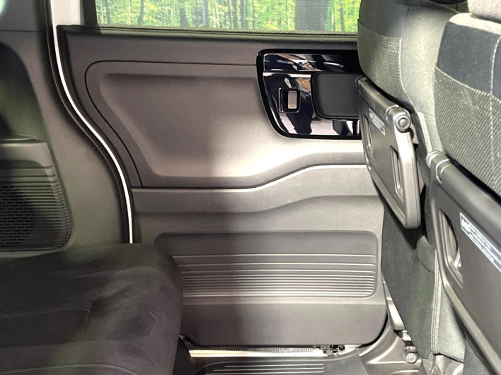 2022 Honda N-BOX CUSTOM 6BA-JF3 (UW-69f1f71787b5f)[29]