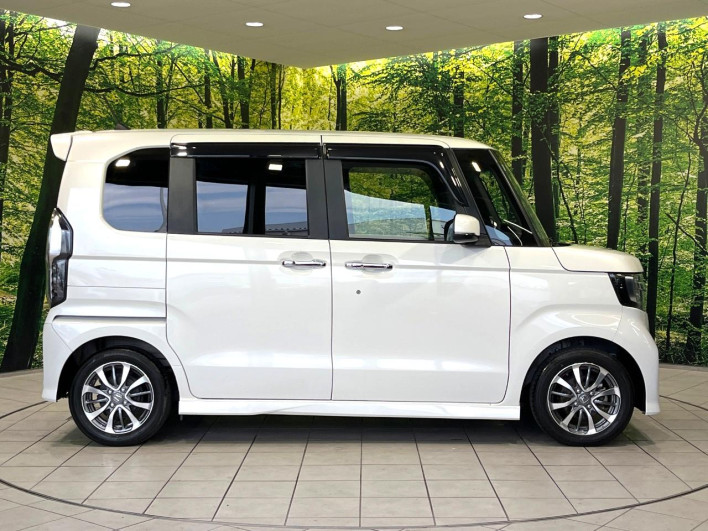 2022 Honda N-BOX CUSTOM 6BA-JF3 (UW-69f1f71787b5f)[11]
