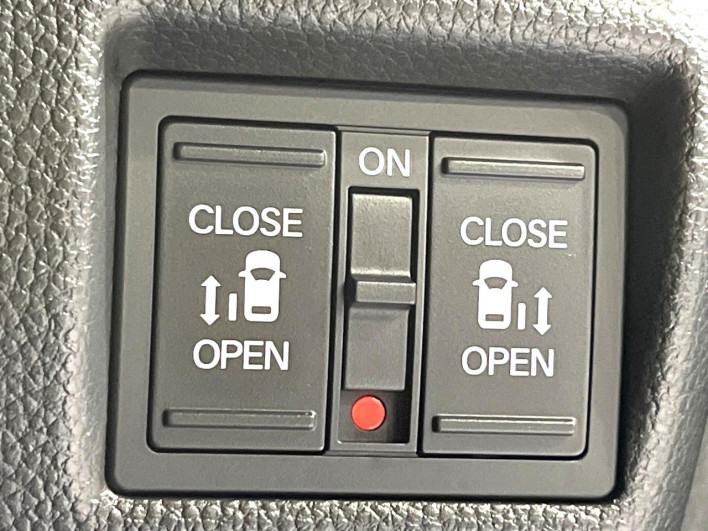 2024 Honda N-BOX CUSTOM 6BA-JF3 (UW-69f1f7187ac3e)[29]