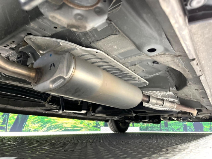 2024 Honda N-BOX CUSTOM 6BA-JF3 (UW-69f1f7187ac3e)[4]