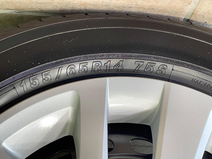 2024 Honda N-BOX 6BA-JF5 (UW-69f1f71a9a34a)[28]