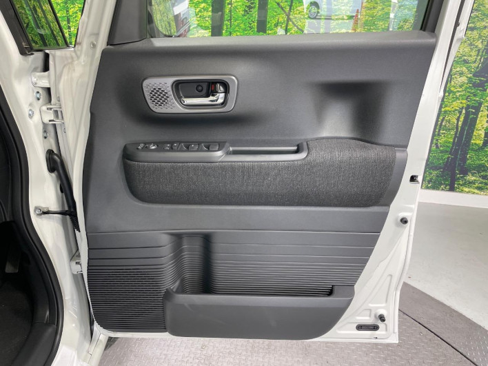 2025 Honda N-BOX CUSTOM 6BA-JF5 (UW-69f1f71d85360)[25]