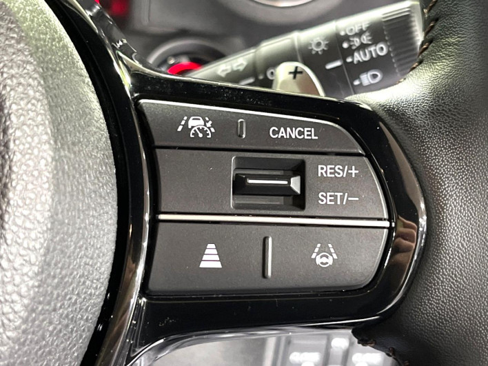 2024 Honda N-BOX CUSTOM 6BA-JF5 (UW-69f1f7219ae61)[24]