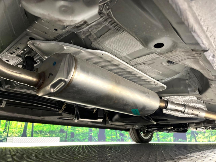 2024 Honda N-BOX CUSTOM 6BA-JF5 (UW-69f1f7219ae61)[14]