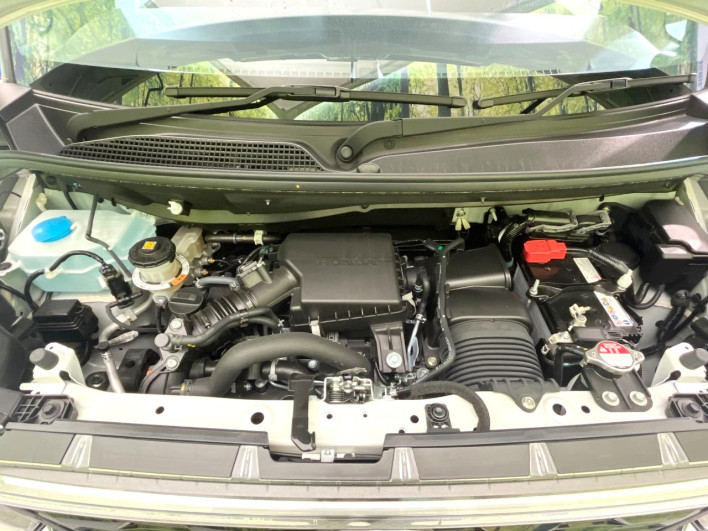 2025 Honda N-BOX CUSTOM 6BA-JF5 (UW-69f1f72242a8e)[4]