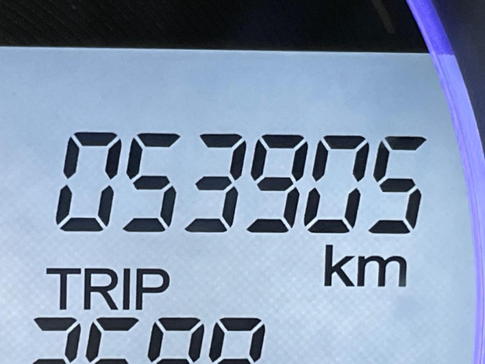 2014 Honda N-WGN Custom DBA-JH1 (UW-69f1f725aac8e)[2]