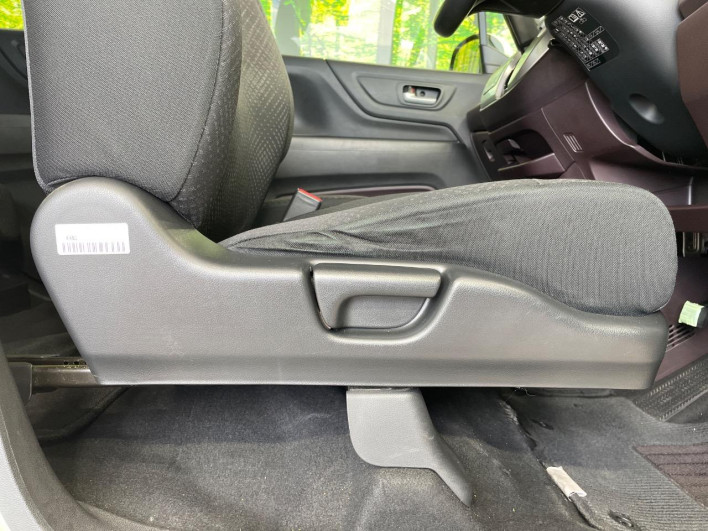 2014 Honda N-WGN Custom DBA-JH1 (UW-69f1f725aac8e)[28]