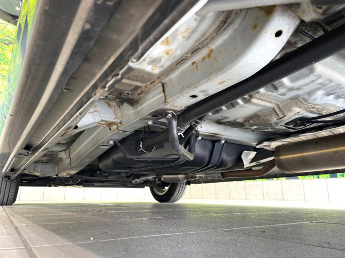 2014 Honda N-WGN Custom DBA-JH1 (UW-69f1f725c61ed)[15]