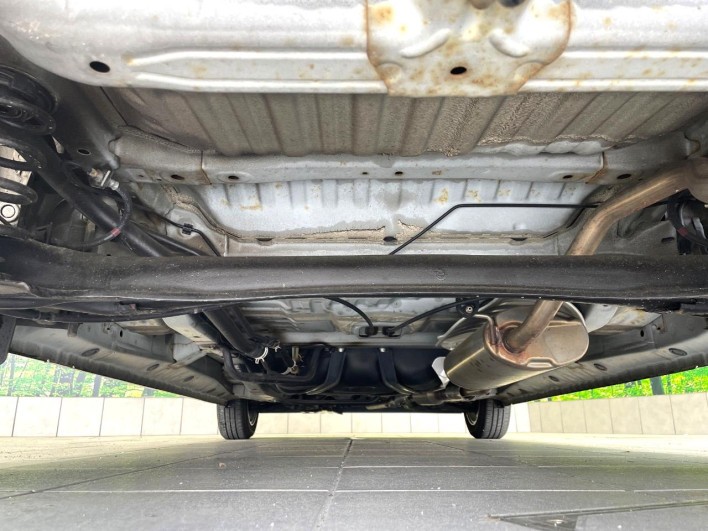 2014 Honda N-WGN Custom DBA-JH1 (UW-69f1f725c61ed)[13]