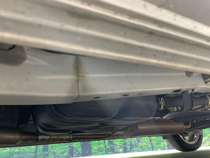 2015 Honda N-WGN Custom DBA-JH1 (UW-69f1f72641d3b)[23]