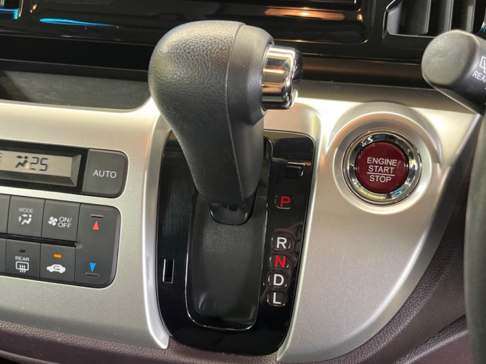 2015 Honda N-WGN Custom DBA-JH1 (UW-69f1f72795733)[23]