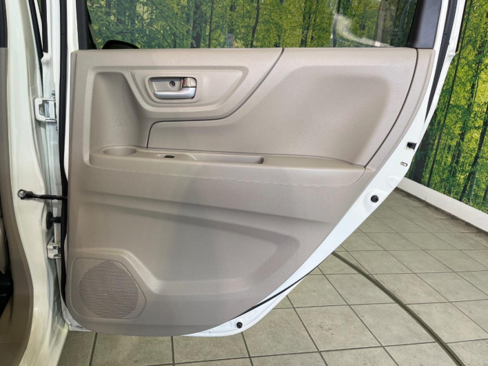 2015 Honda N-WGN DBA-JH1 (UW-69f1f7286348d)[24]