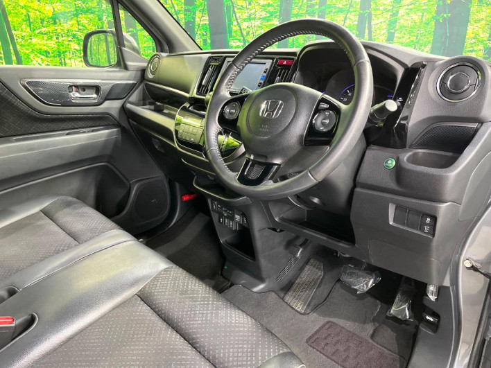 2017 Honda N-WGN Custom DBA-JH2 (UW-69f1f7286e07d)[9]