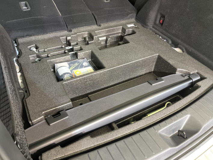 2023 Mazda CX-60 5BA-KH5P (UW-69f1f733a6ad6)[21]