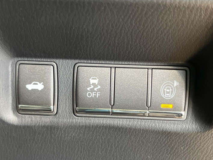 2010 Nissan Fuga DBA-KNY51 (UW-69f1f7348a5ad)[28]