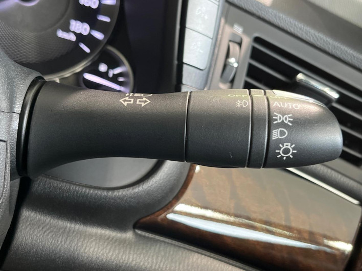 2010 Nissan Fuga DBA-KNY51 (UW-69f1f7348a5ad)[20]