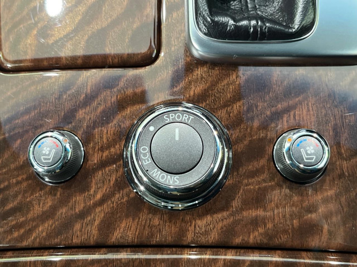 2010 Nissan Fuga DBA-KNY51 (UW-69f1f7348a5ad)[12]